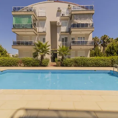 Furnished Flat With Shared Pool In Antalya * Belek